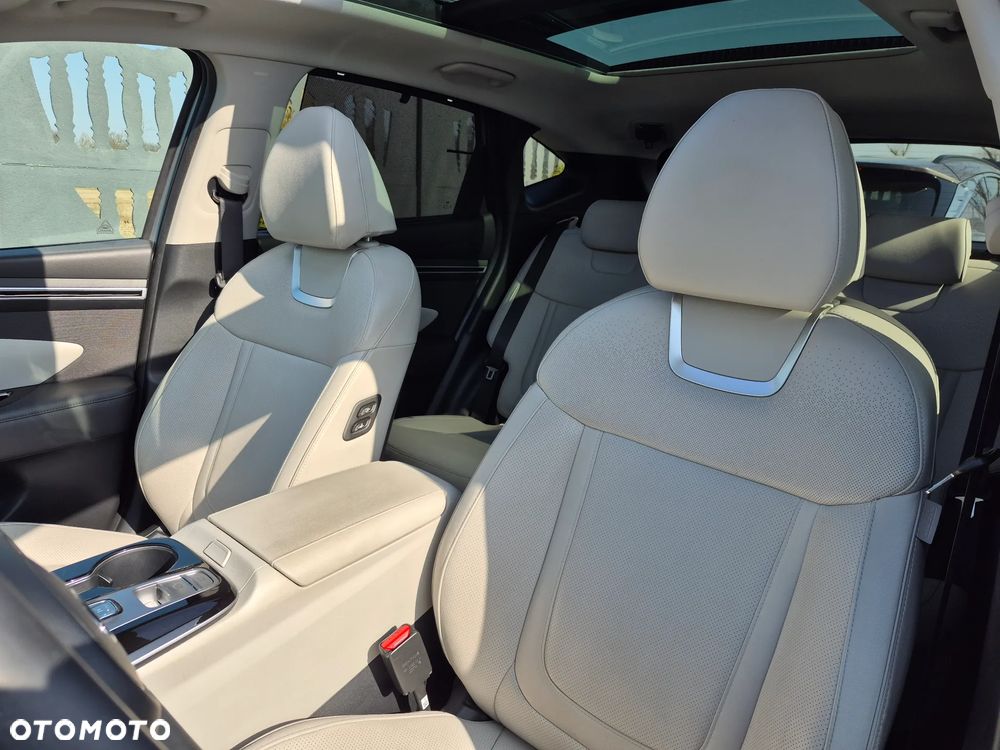 Hyundai Tucson 1.6 T-GDi Platinum 4WD DCT - 16