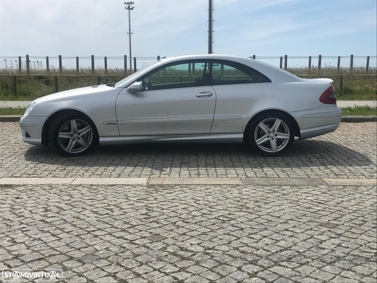 Mercedes-Benz CLK 220 CDi Avantgarde Aut. - 3