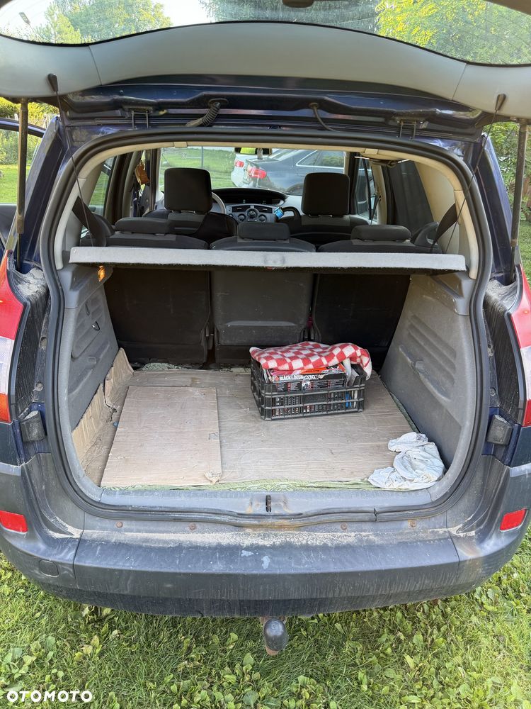 Renault Scenic - 5