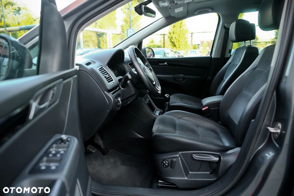 Volkswagen Sharan 2.0 TDI 4MOTION (BlueMotion Technology) Highline - 19