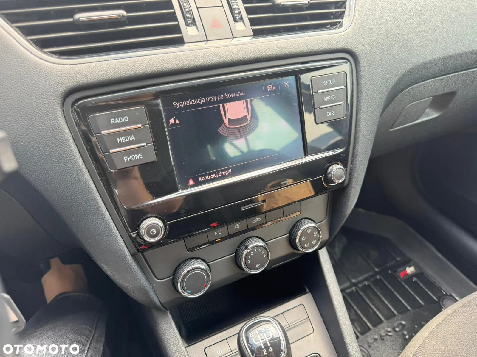 Skoda Octavia 1.6 TDI Active - 12