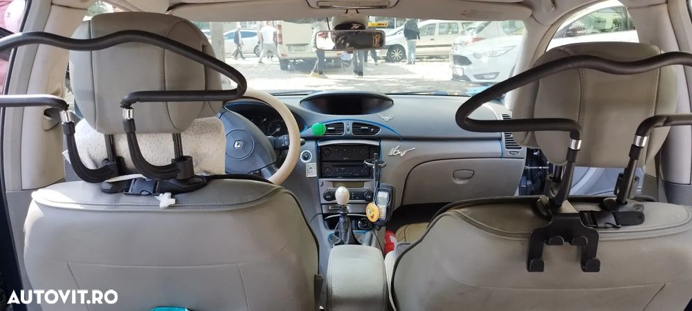 Renault Laguna - 8