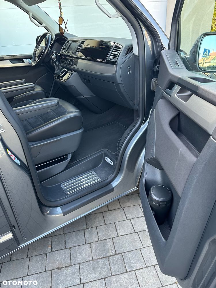 Volkswagen Multivan - 25