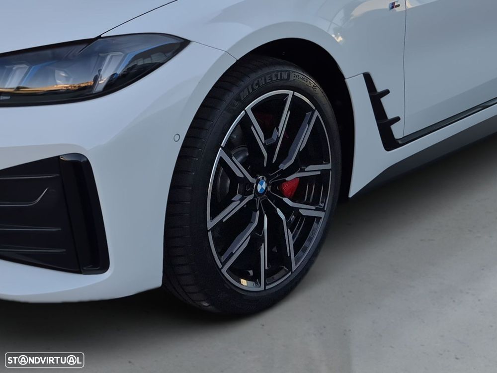 BMW i4 eDrive40 Pack Desportivo M Pro - 4