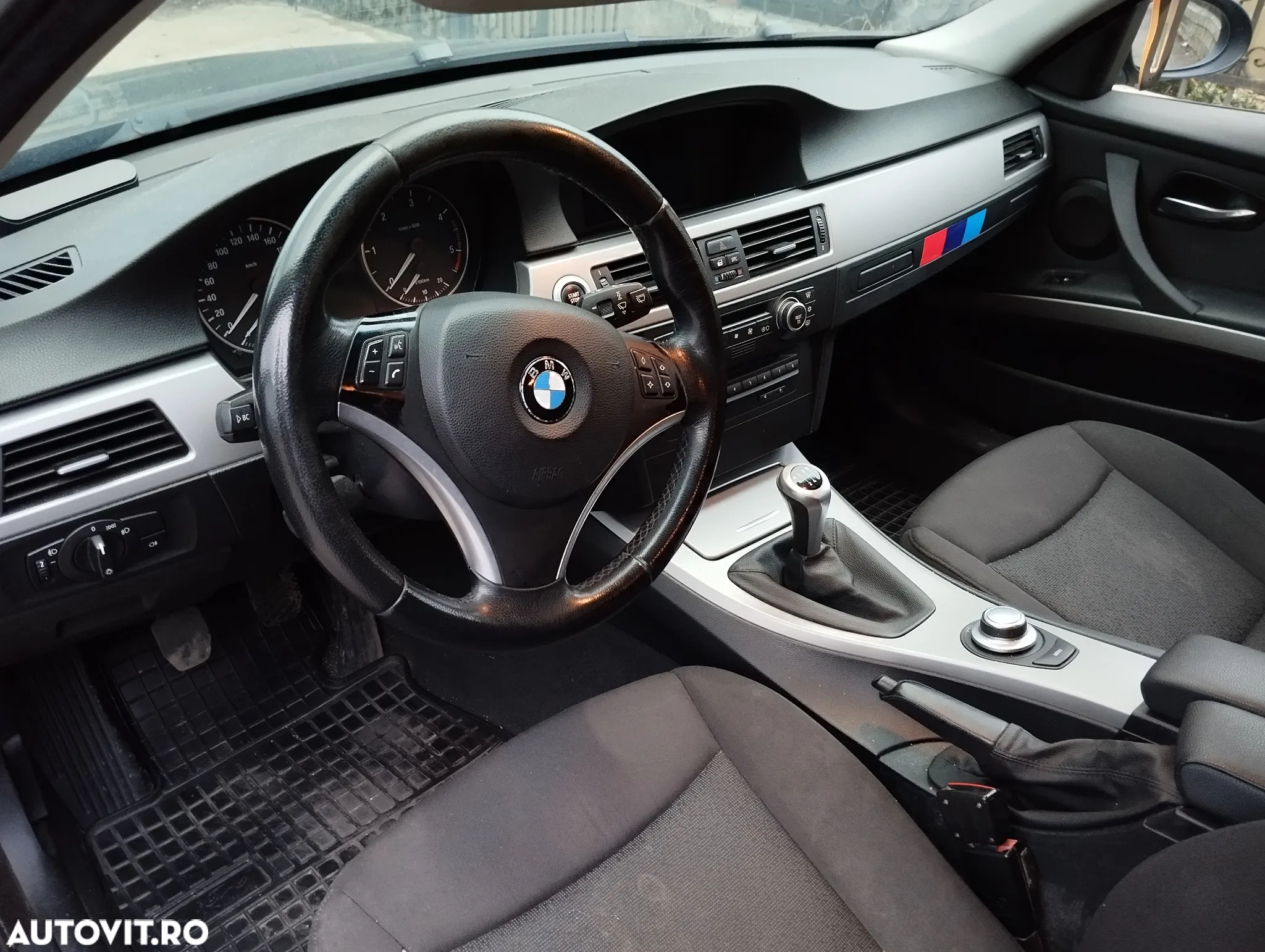 BMW Seria 3 318d DPF Touring - 7
