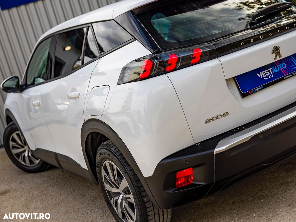 Peugeot 2008 1.5 BlueHDI FAP Allure - 12