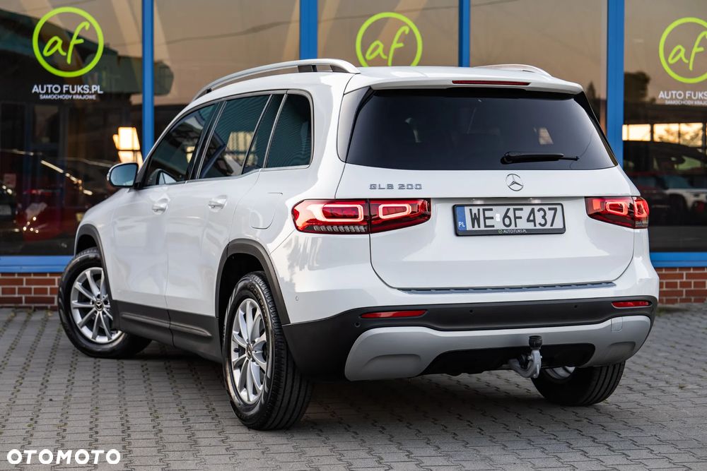 Mercedes-Benz GLB 200 7G-DCT - 8