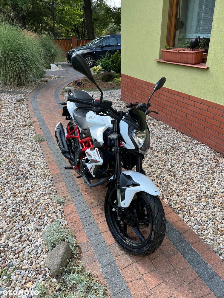 Benelli BN 125 - 6
