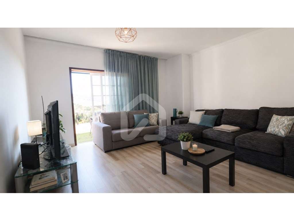 Moradia T2+1 com 512 m² de terreno em Vale S. Cosme - Grande imagem: 4/17