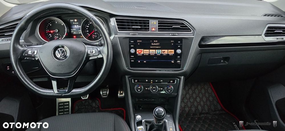 Volkswagen Tiguan - 10