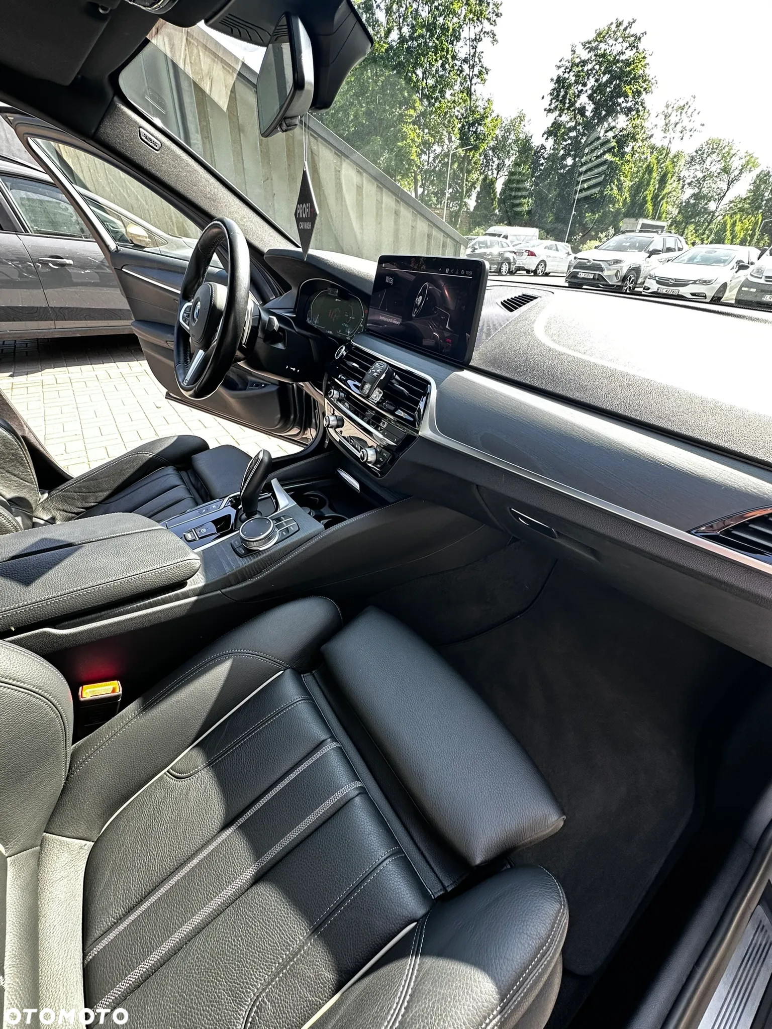 BMW Seria 5 - 28