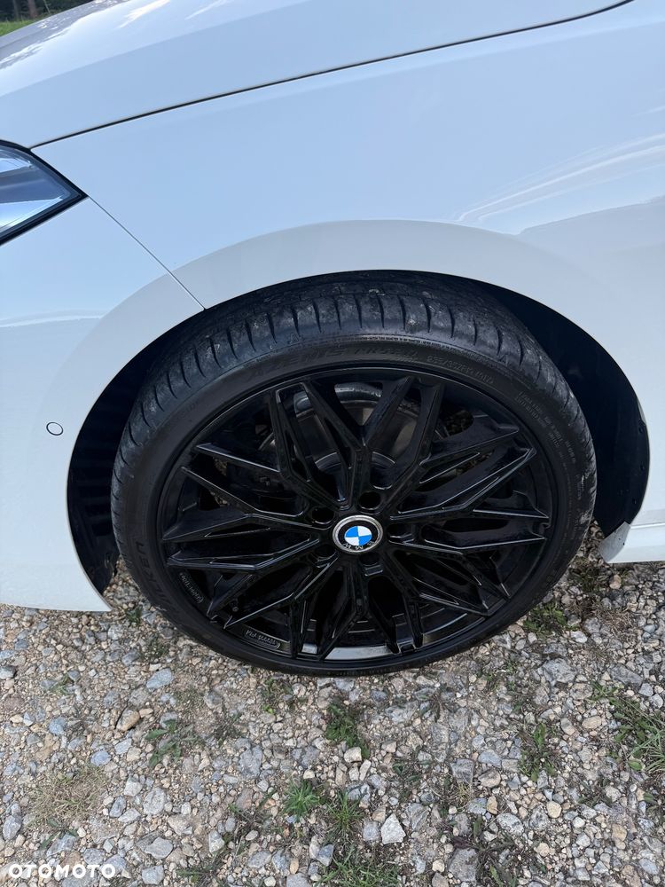 BMW Seria 2 218d - 20