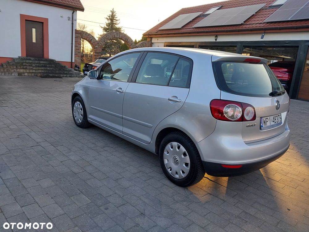 Volkswagen Golf Plus 2.0 TDI Comfortline - 6