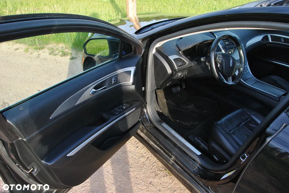 Lincoln MKZ - 15