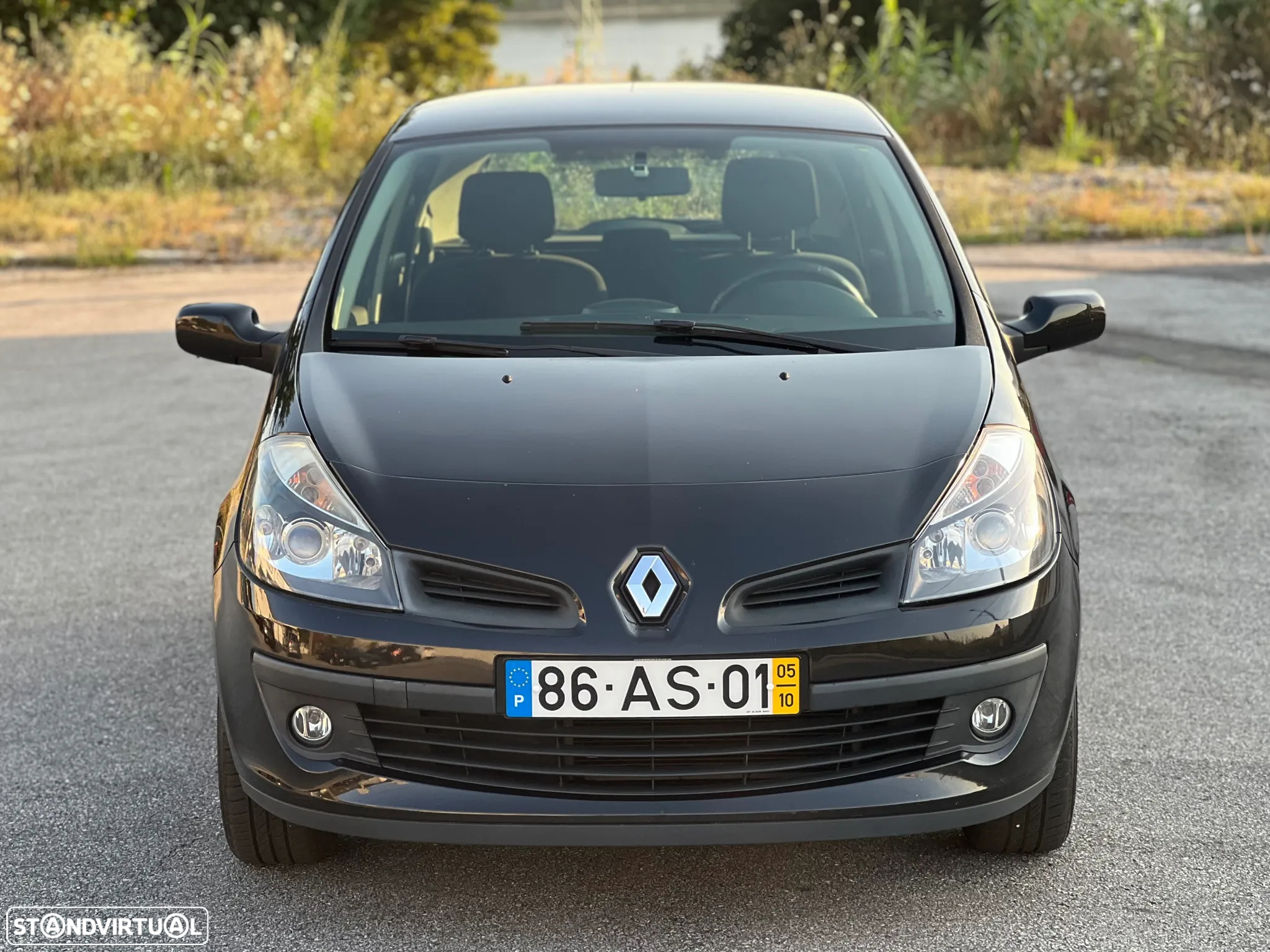 Renault Clio 1.2 16V Confort - 2