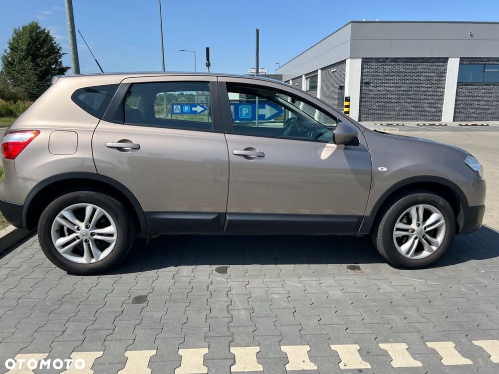Nissan Qashqai - 4