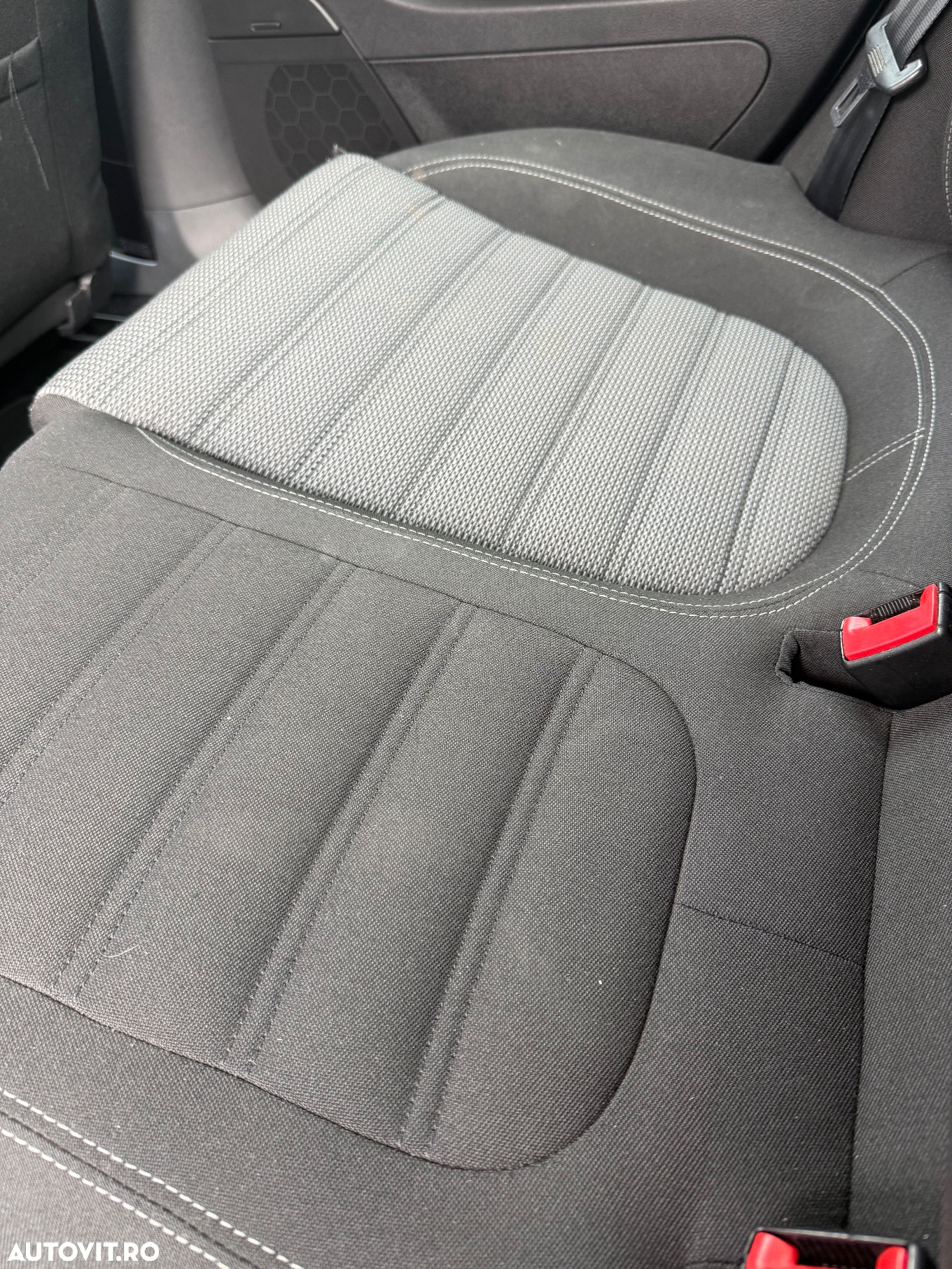 Volkswagen Passat CC 2.0 TDI BlueMotion Technology DSG Exclusive - 20