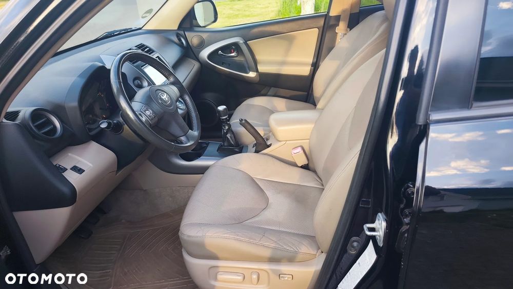 Toyota RAV4 2.2 D-CAT 4x4 Executive - 30