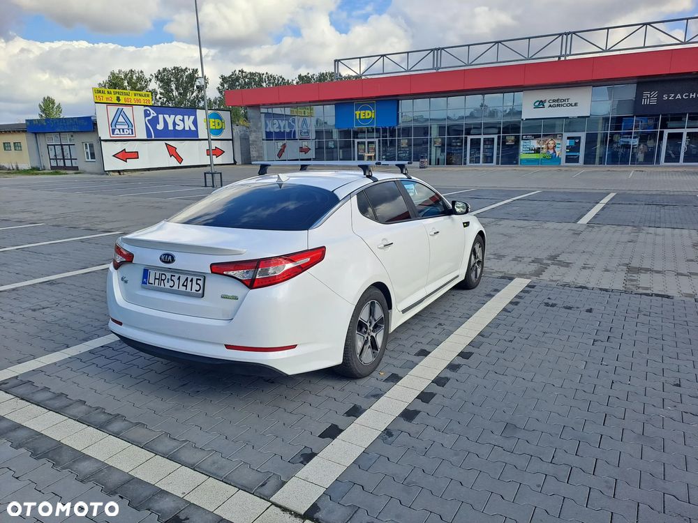 Kia Optima - 14