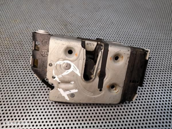 Fecho Porta Tras Dto Dodge Caliber - 5
