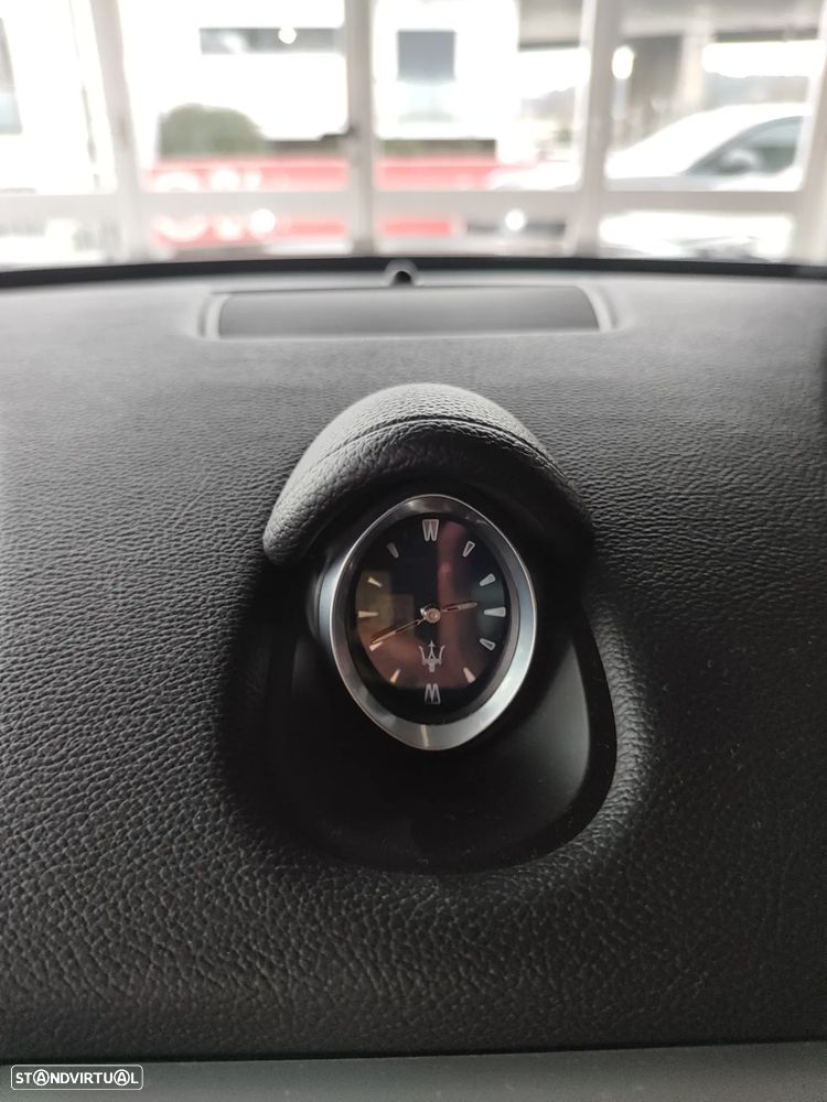 Maserati Ghibli 3.0 V6 - 35