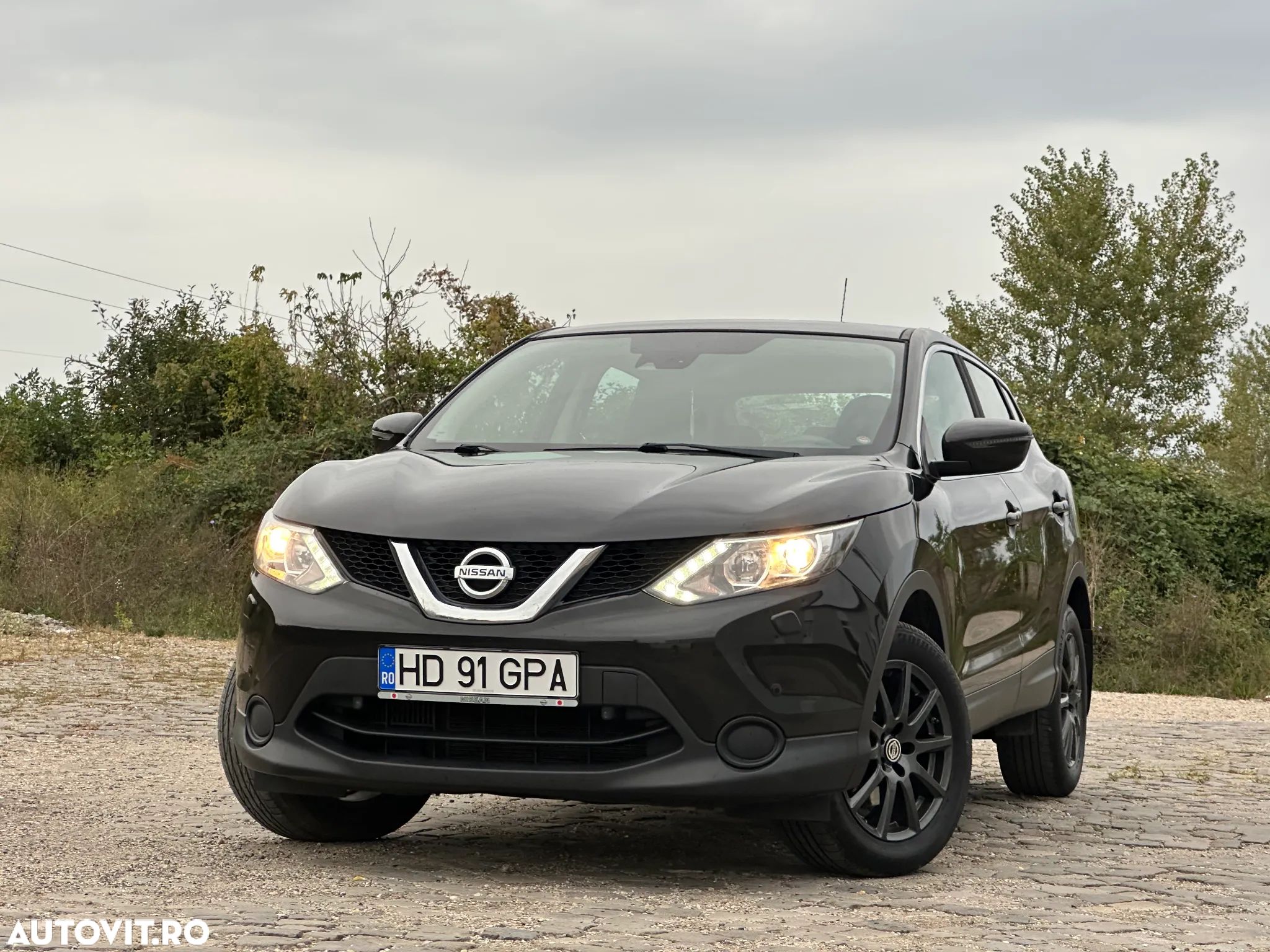 Nissan Qashqai 1.2 DIG-T Start/Stop Visia - 1
