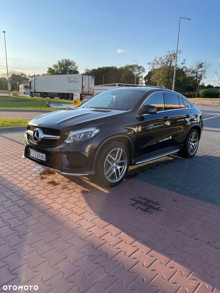 Mercedes-Benz GLE 350 d 4-Matic - 3