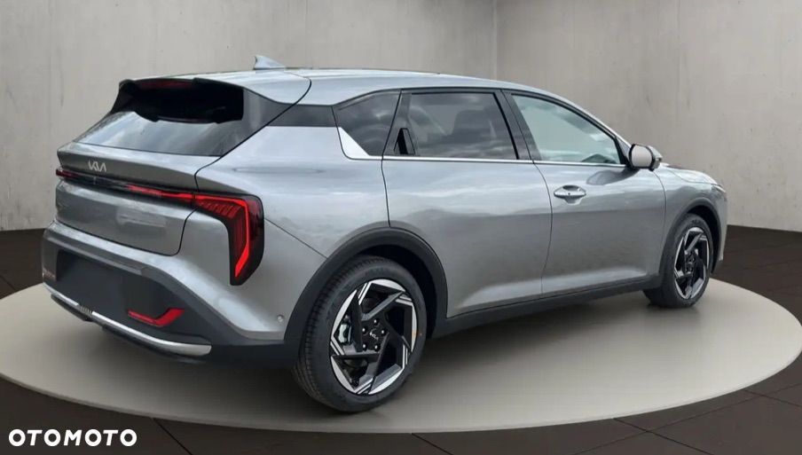 Kia K4 - 6