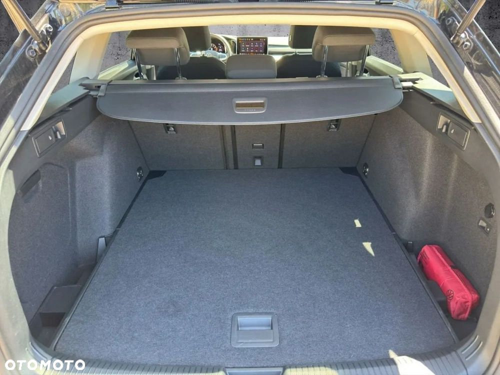 Volkswagen Golf Variant 1.5 eTSI mHEV Life DSG - 12