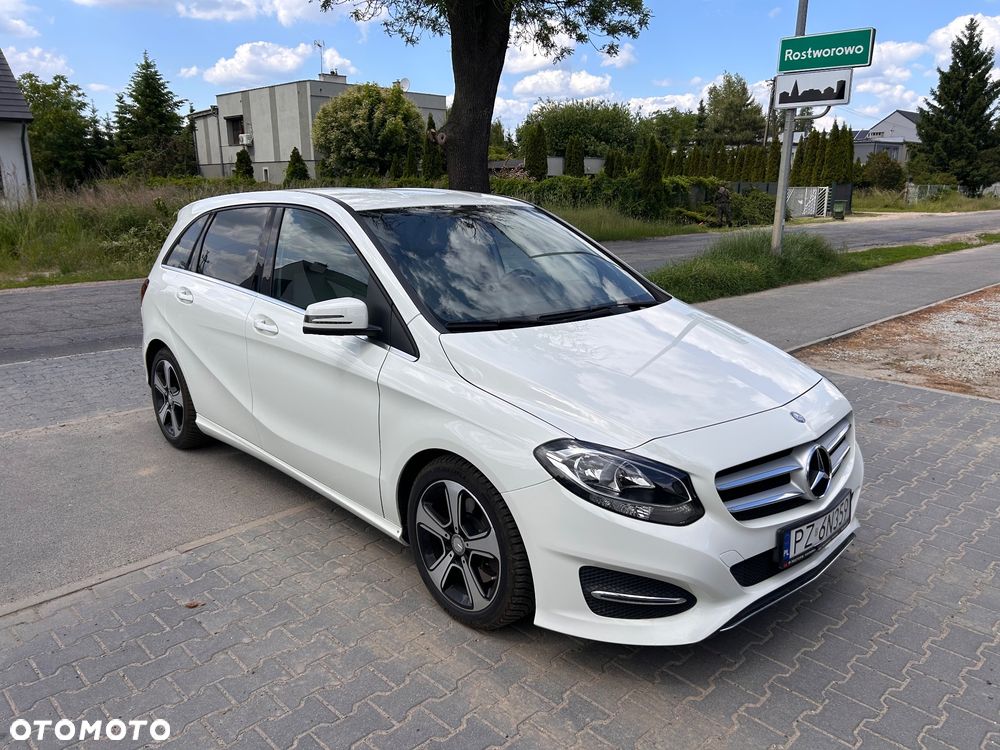 Mercedes-Benz Klasa B 250 UrbanStyle Edition - 7