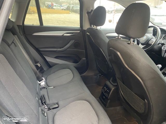 BMW X1 16 d sDrive Line Sport - 19