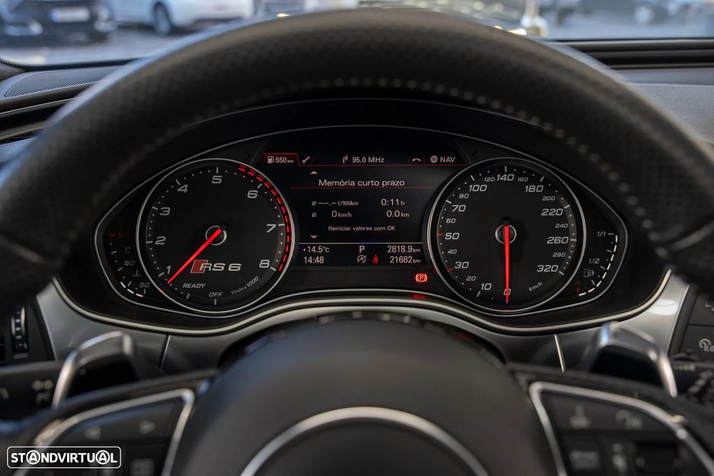 Audi RS6 Avant 4.0 TFSi quattro Tiptronic - 29