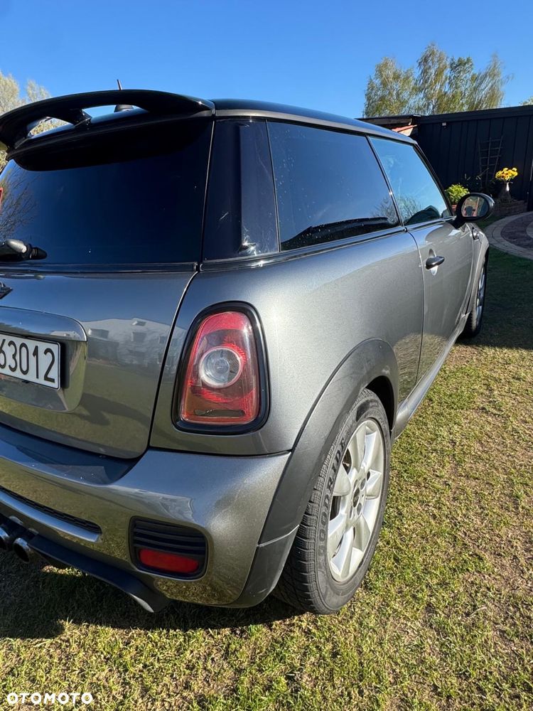 MINI Cooper S - 6