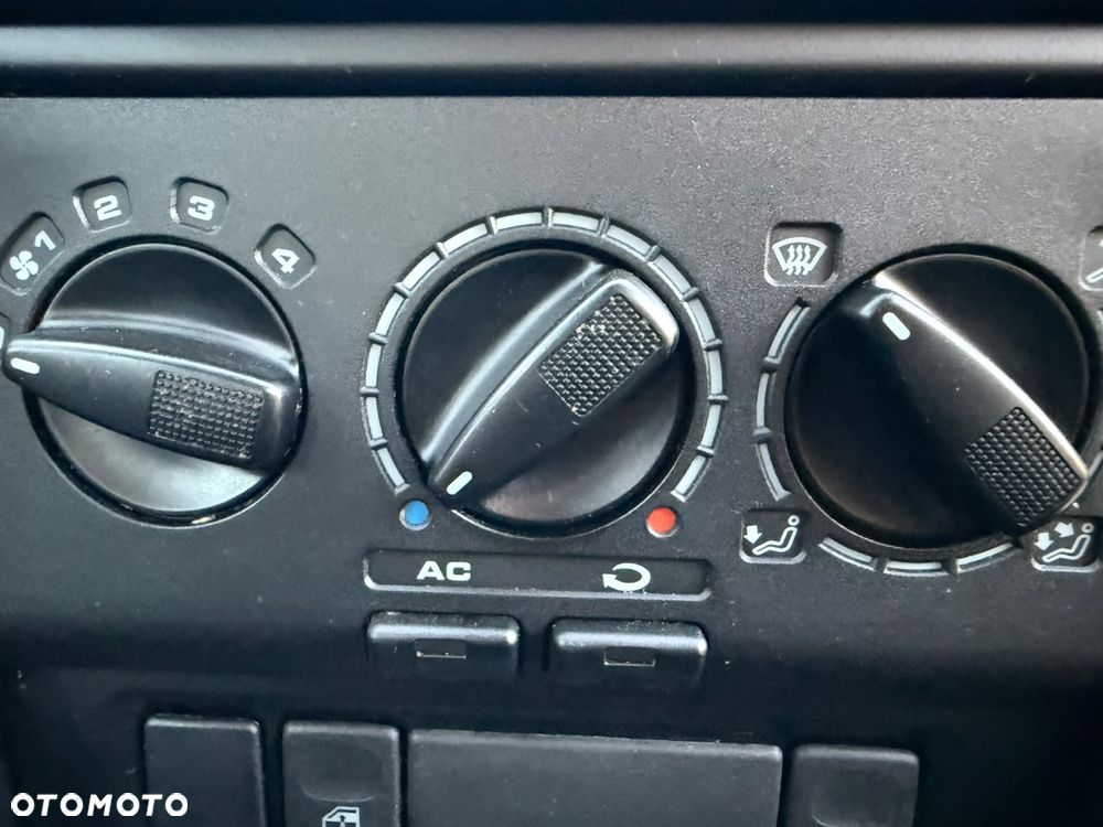 Volkswagen Polo 75 - 15