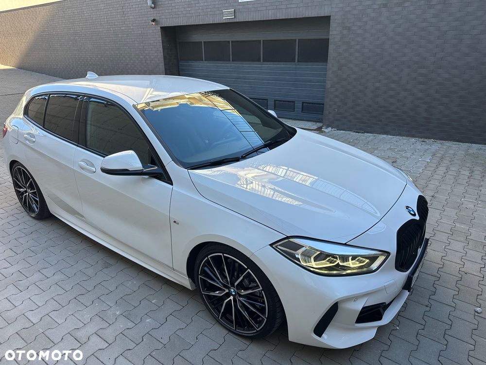 BMW Seria 1 120d xDrive M Sport - 12