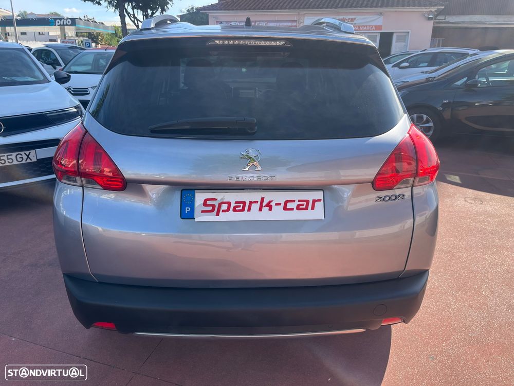 Peugeot 2008 1.2 VTi Allure - 7
