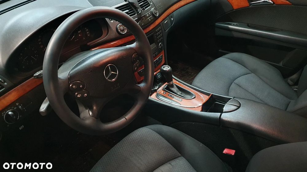 Mercedes-Benz Klasa E - 30