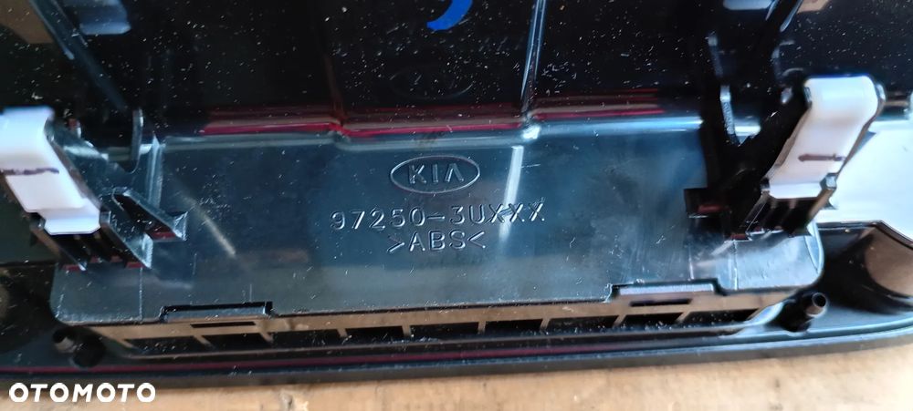 Panel nawiewu klimatyzacji klimy Kia Sportage III 97250-3U900 - 6