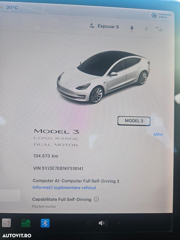 Tesla Model 3 - 11