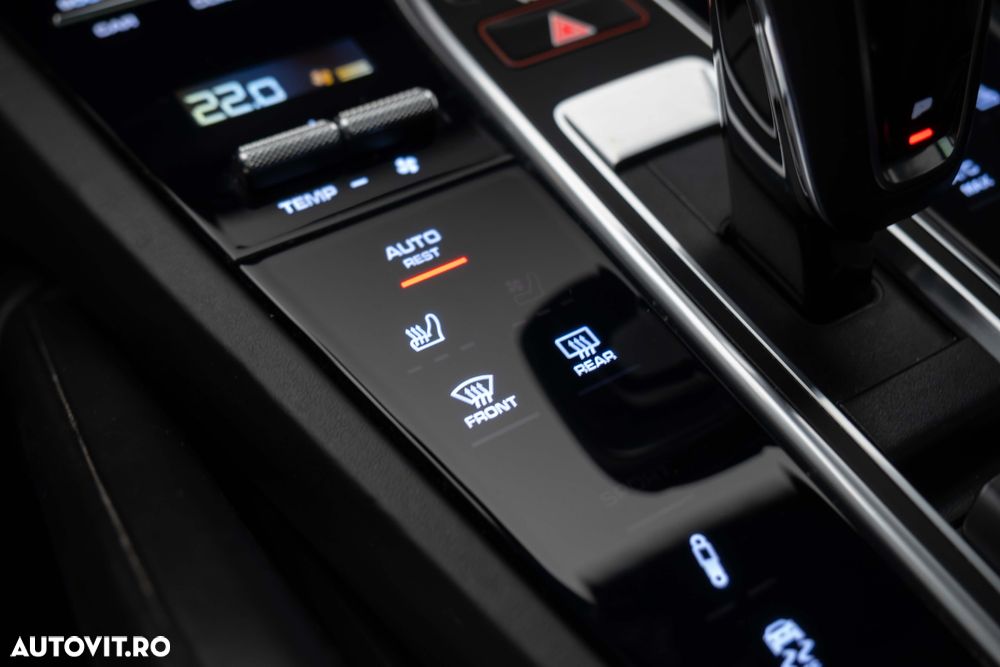 Porsche Cayenne E-Hybrid Tiptronic S Platinum Edition - 17