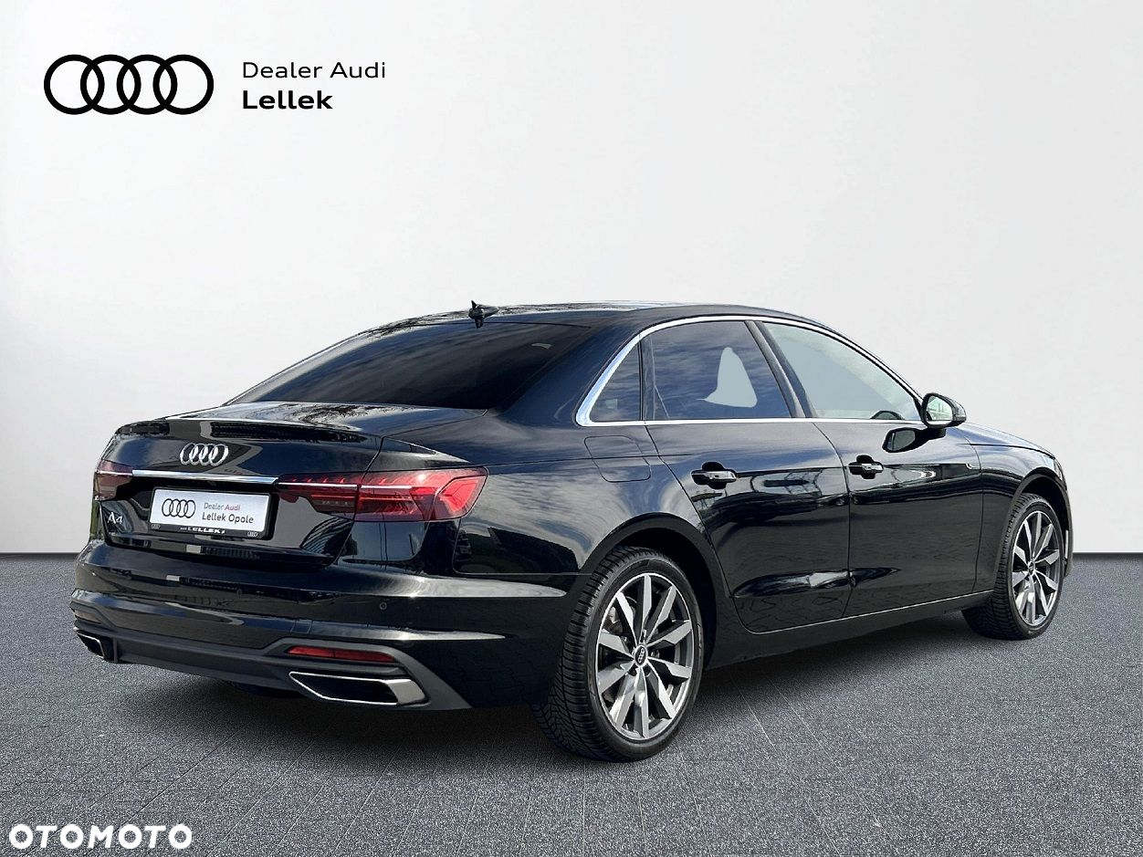 Audi A4 - 4