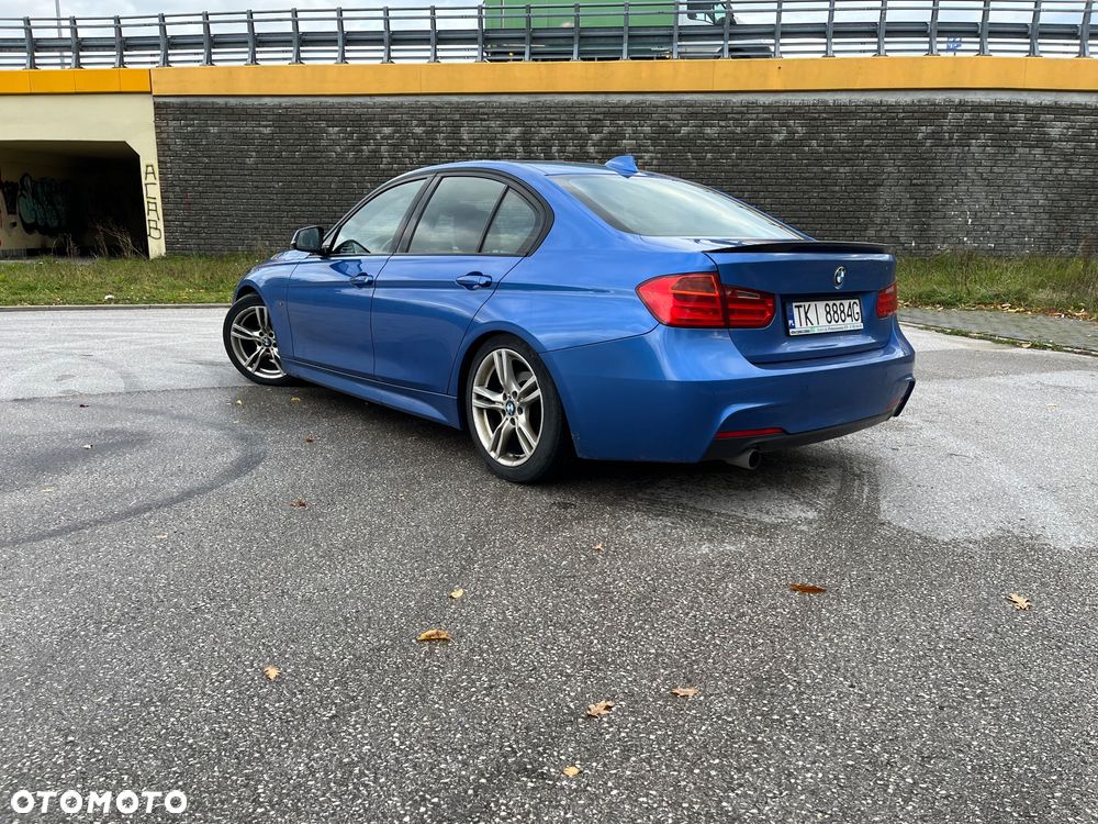 BMW Seria 3 320i M Sport - 4