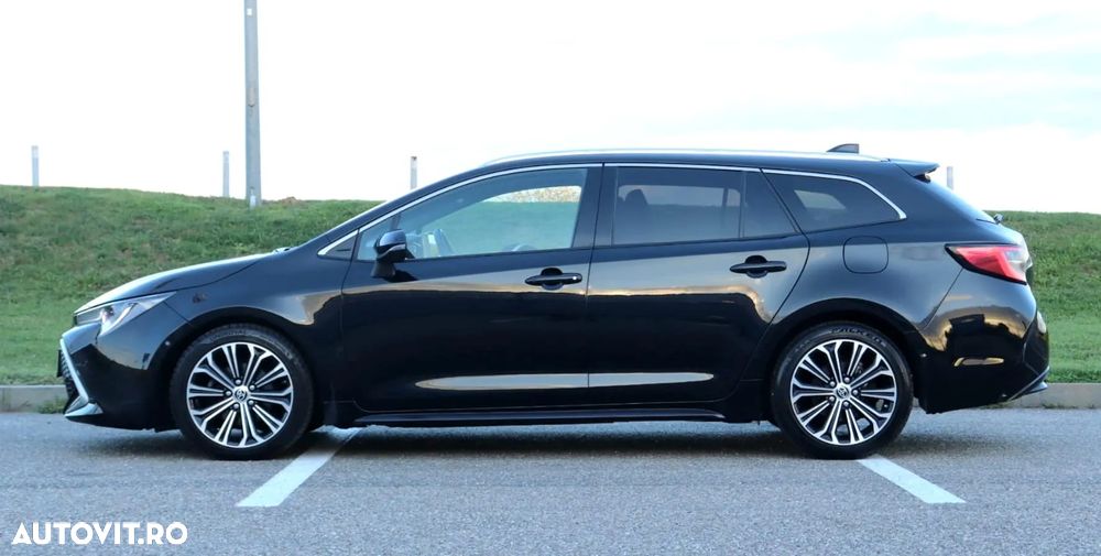 Toyota Corolla 1.8 HSD Exclusive GR Sport - 22