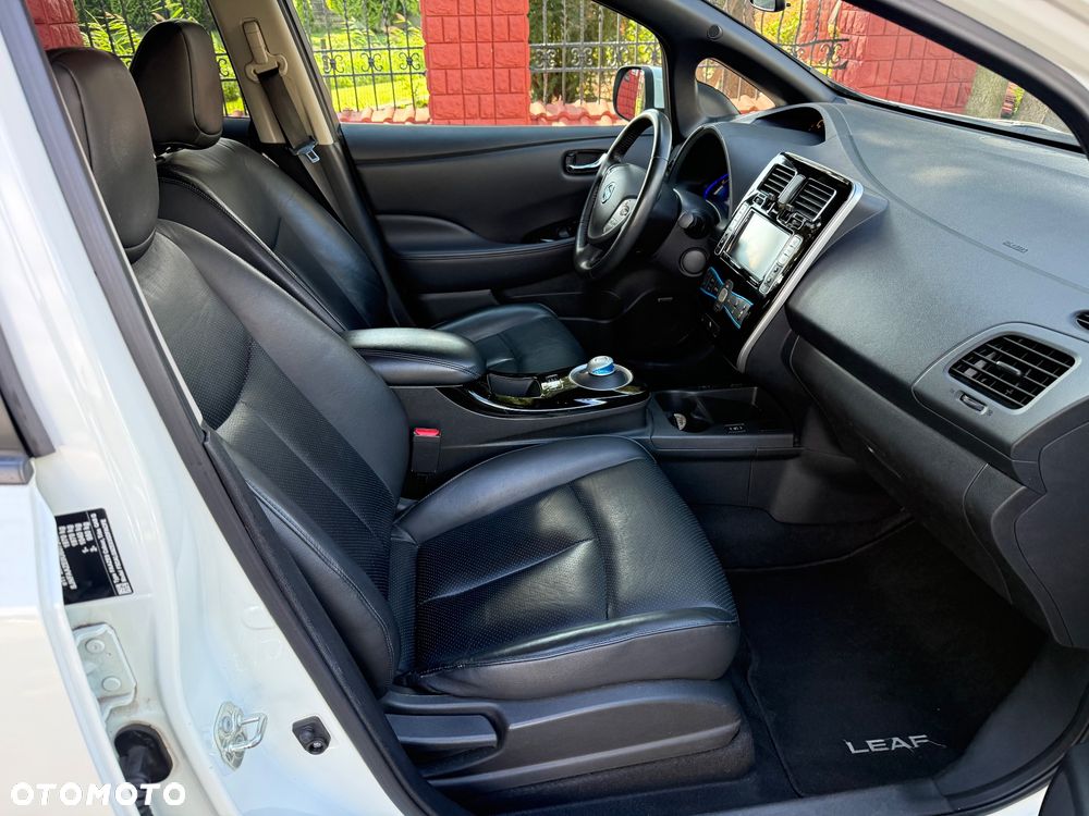 Nissan Leaf - 22