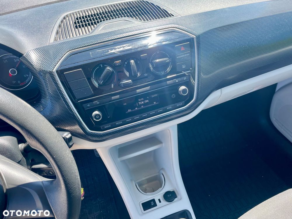 Volkswagen up! 1.0 high - 27