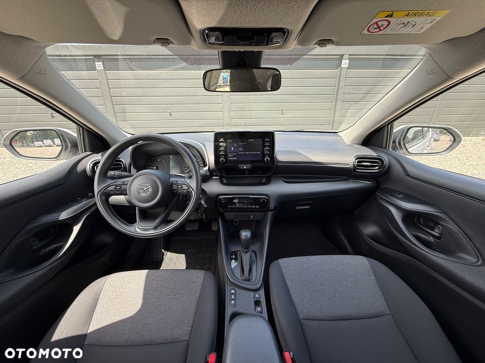 Mazda 2 Hybrid - 20