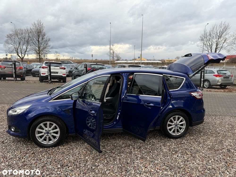 Ford S-Max - 38
