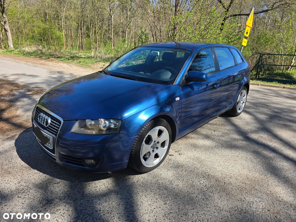 Audi A3 Sportback - 1