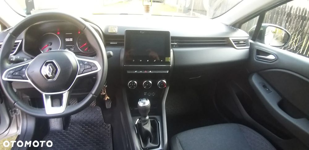 Renault Clio 1.0 TCe Evolution - 9