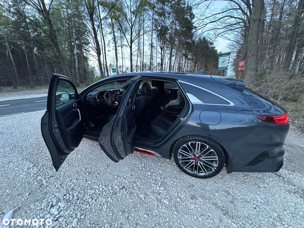 Kia ProCeed - 7